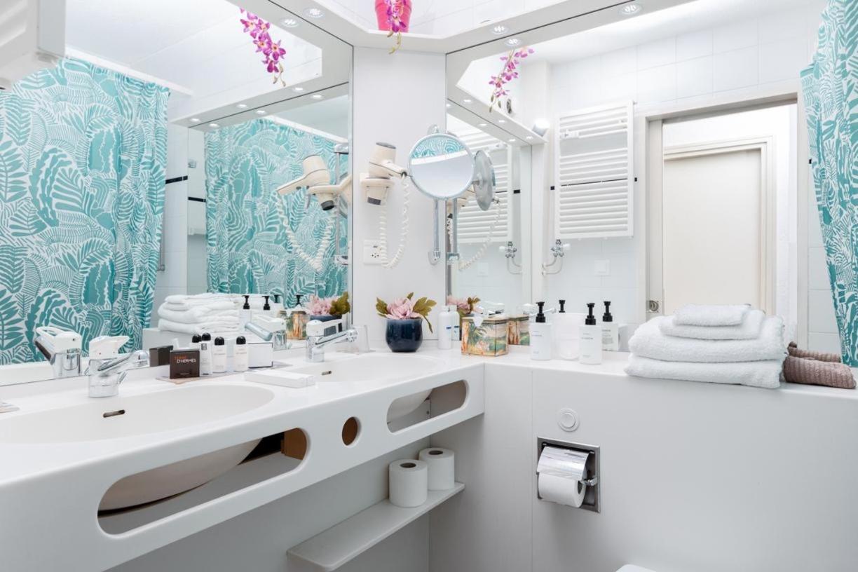 Lake Apartment 4 Bissone Bagian luar foto